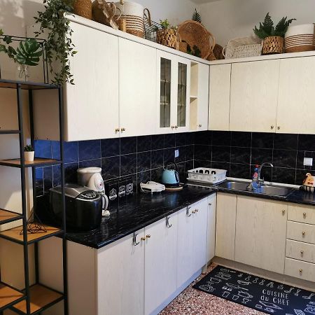 Central Apartment Kalamata Exterior photo